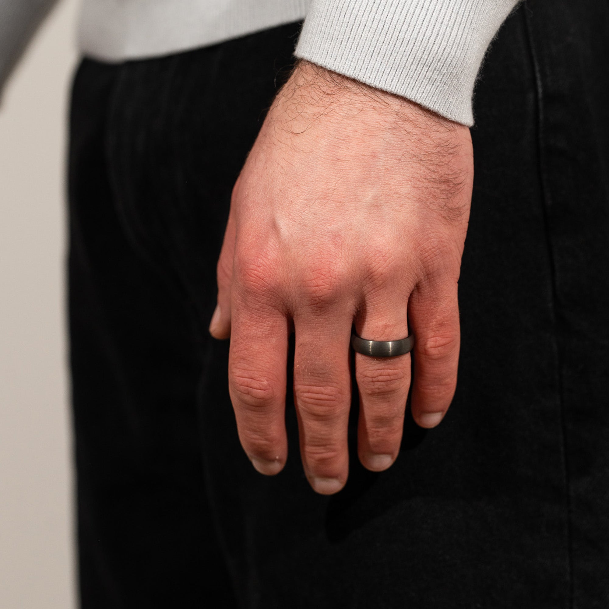 GUNMETAL 6MM (ROUNDED)